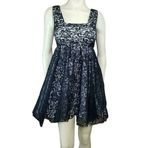 Alice + Olivia Floral Lace on White Party Dress